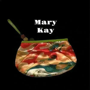 MARY KAY TROPICAL COLORS MAKEUP BAG WITH ZIPPER